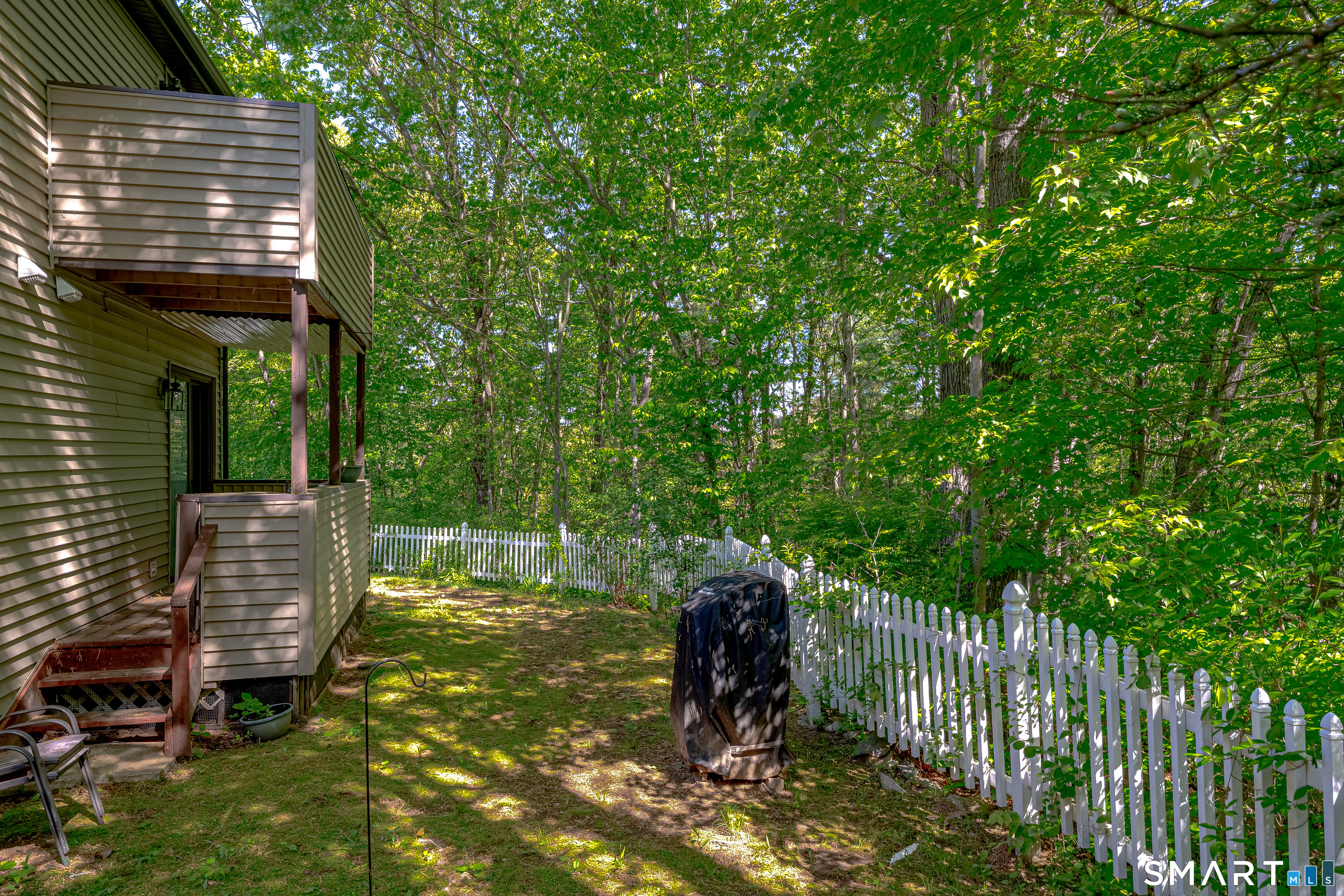 12 Kings Wood Manor Shelton CT 06484