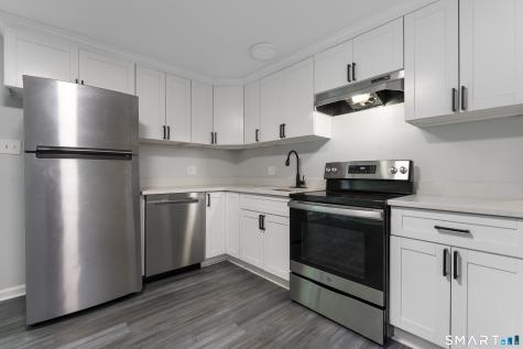 12 Kings Wood Manor Shelton CT 06484