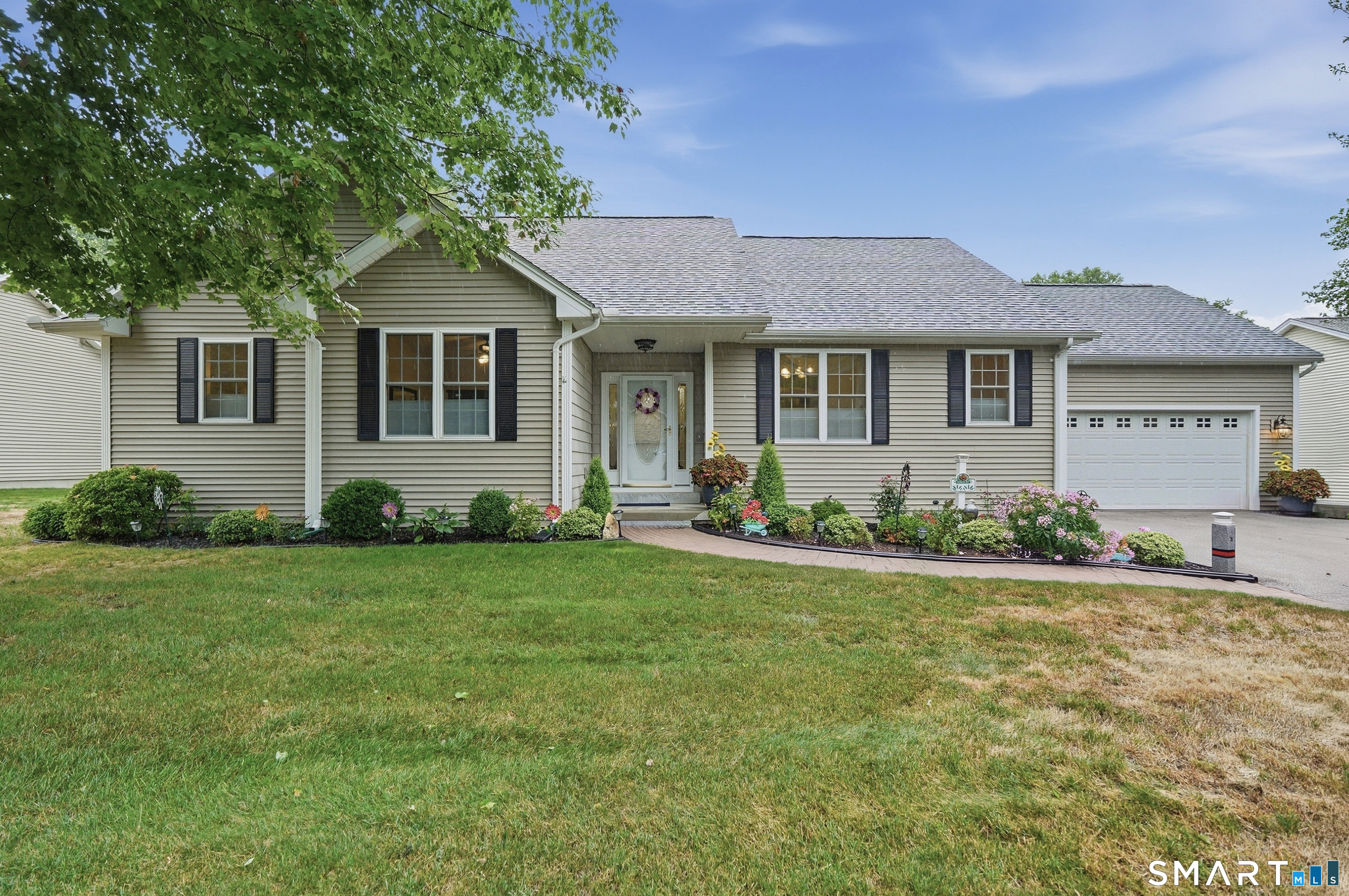 37 Quail Hollow Enfield CT 06082