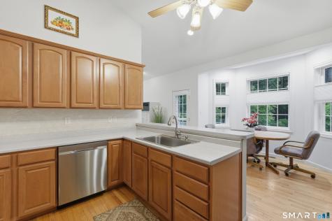 37 Quail Hollow Enfield CT 06082