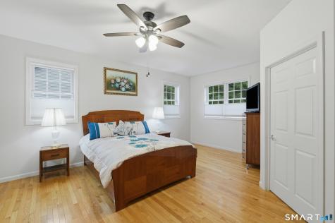 37 Quail Hollow Enfield CT 06082