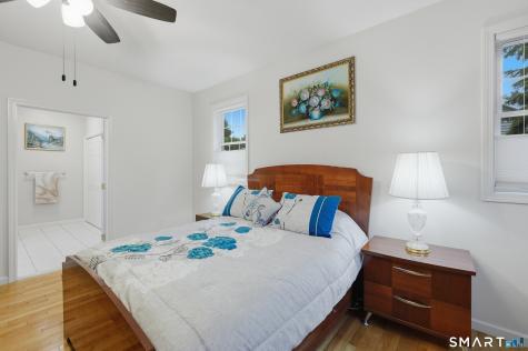37 Quail Hollow Enfield CT 06082
