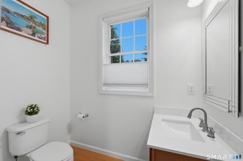 37 Quail Hollow Enfield CT 06082