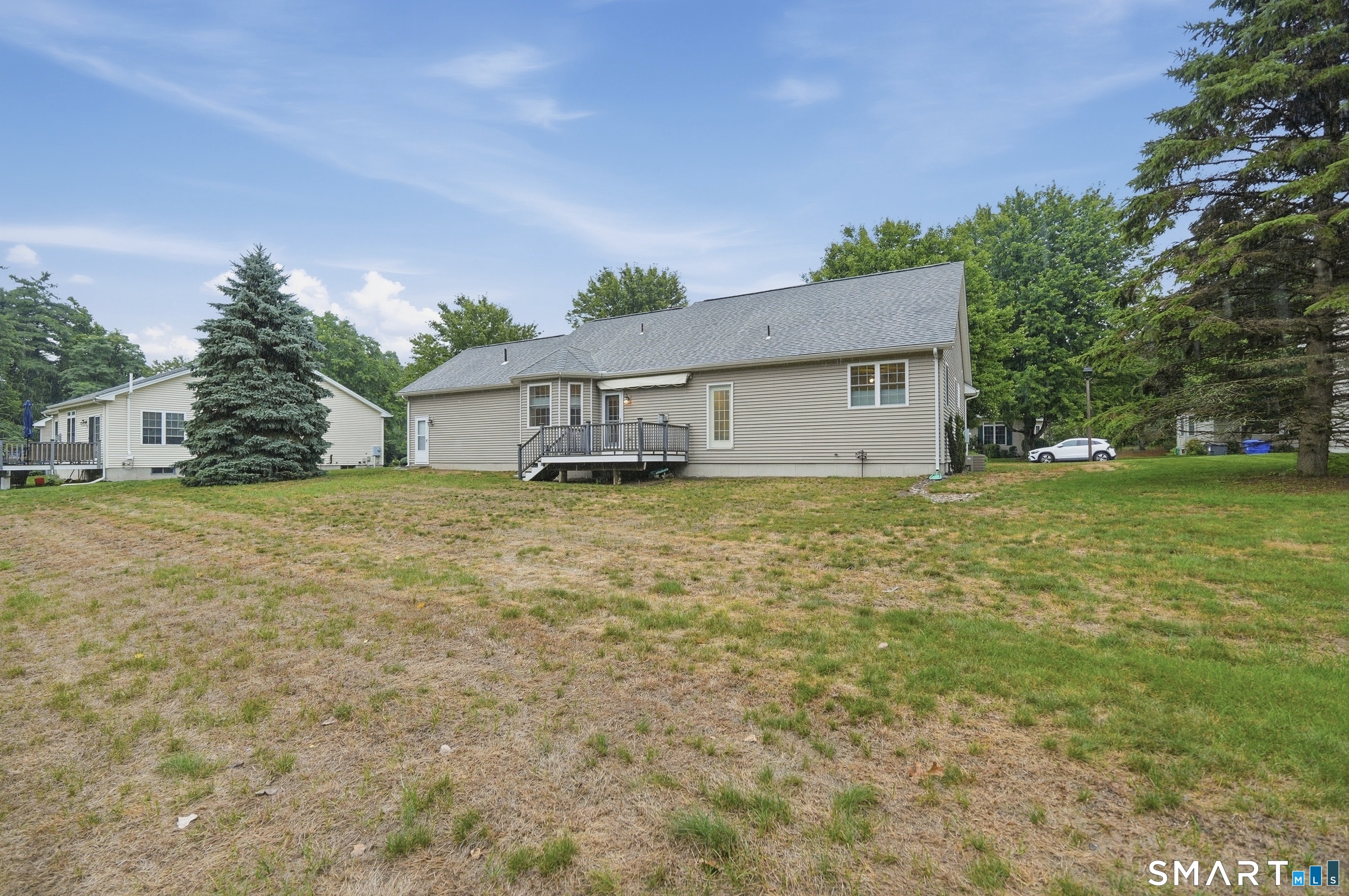 37 Quail Hollow Enfield CT 06082