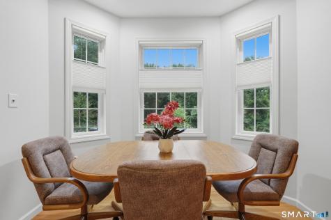 37 Quail Hollow Enfield CT 06082
