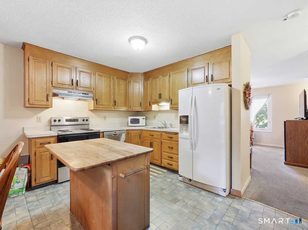 30 Sheila Court Bristol CT 06010