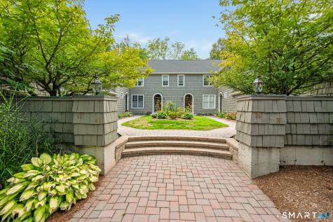 43 Harwich Lane West Hartford CT 06117