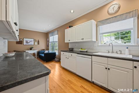 43 Harwich Lane West Hartford CT 06117