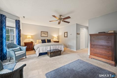 43 Harwich Lane West Hartford CT 06117