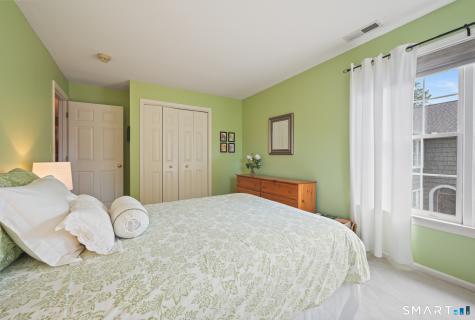 43 Harwich Lane West Hartford CT 06117
