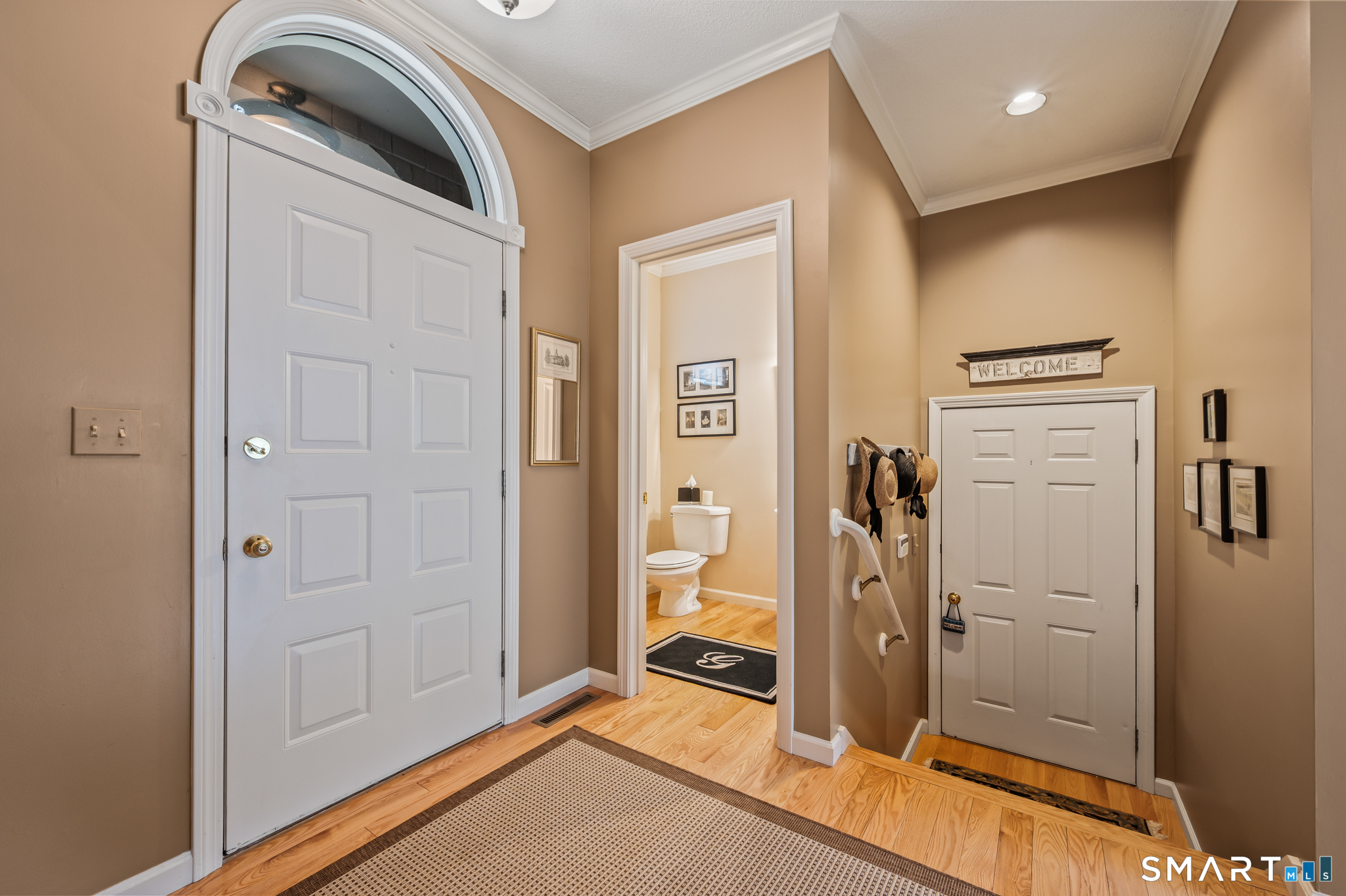 43 Harwich Lane West Hartford CT 06117