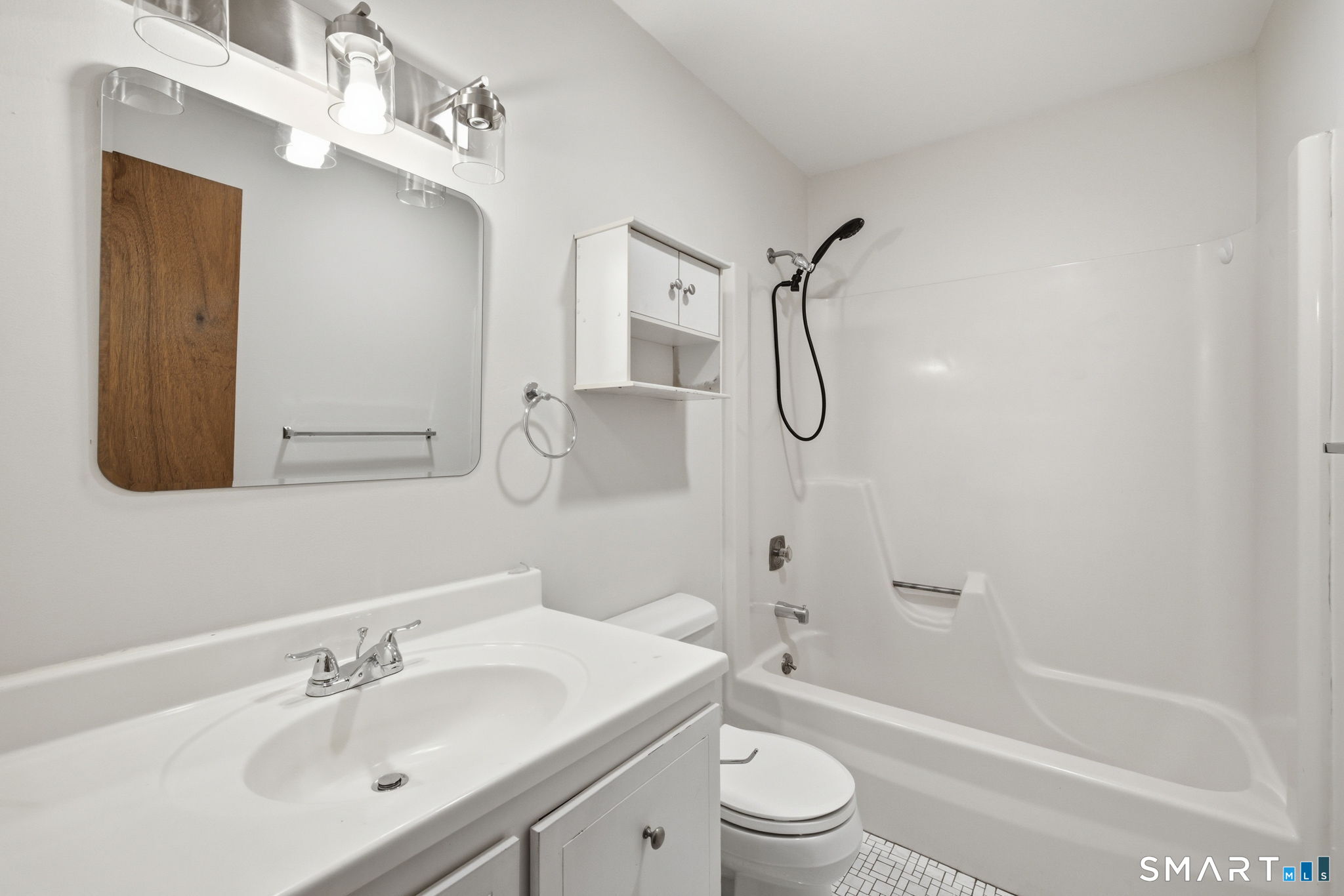 1106 Twin Circle Drive South Windsor CT 06074