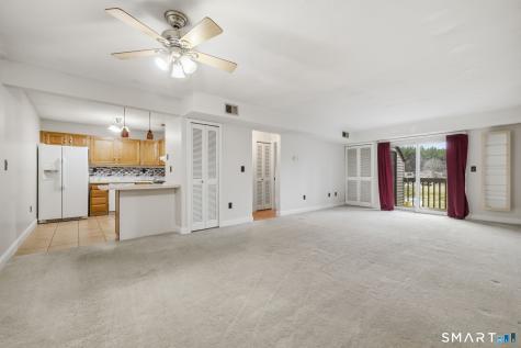1106 Twin Circle Drive South Windsor CT 06074