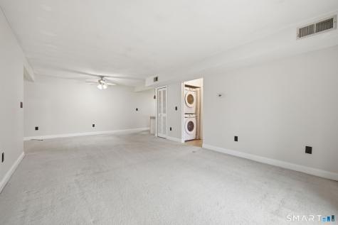 1106 Twin Circle Drive South Windsor CT 06074