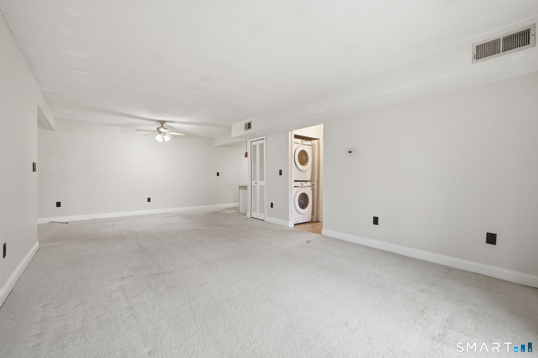 1106 Twin Circle Drive South Windsor CT 06074