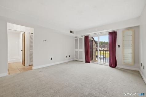 1106 Twin Circle Drive South Windsor CT 06074