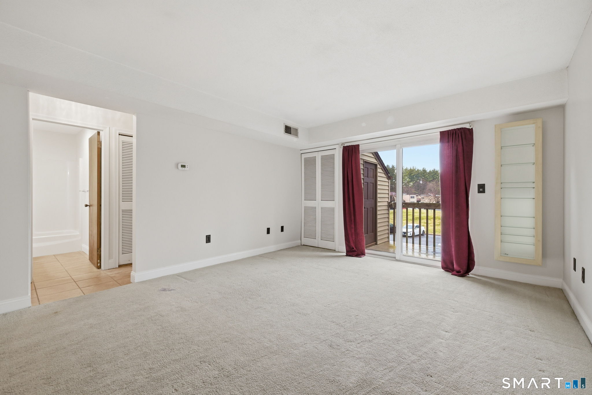 1106 Twin Circle Drive South Windsor CT 06074