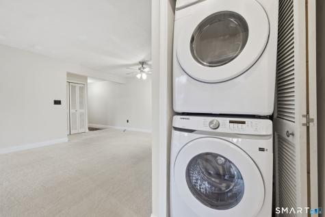 1106 Twin Circle Drive South Windsor CT 06074