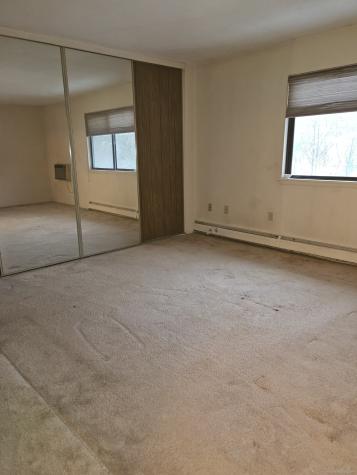 38 Sutton Place Bloomfield CT 06002