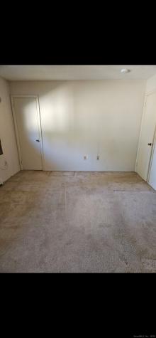 38 Sutton Place Bloomfield CT 06002