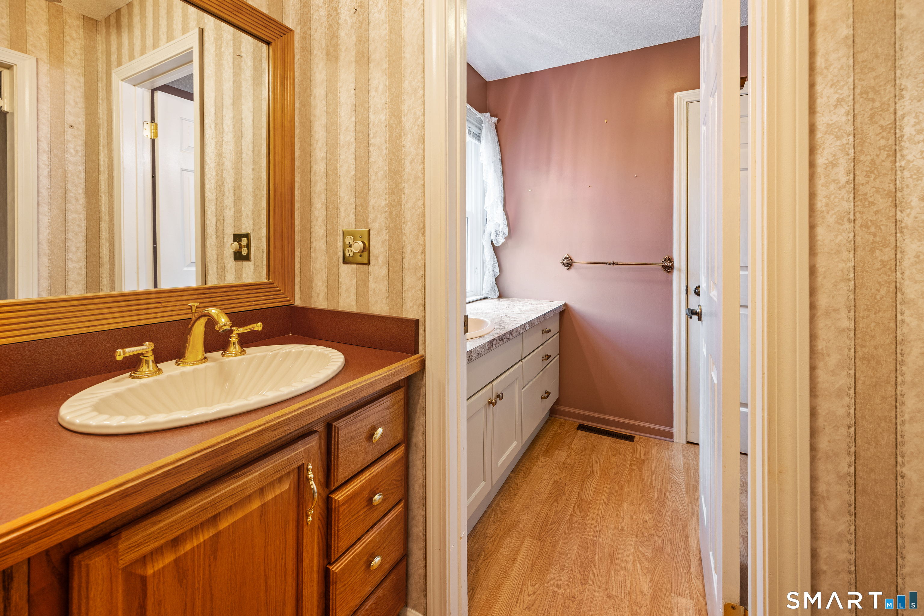 2 Saxon Woods Court Cheshire CT 06410