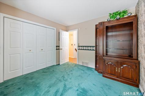 2 Saxon Woods Court Cheshire CT 06410