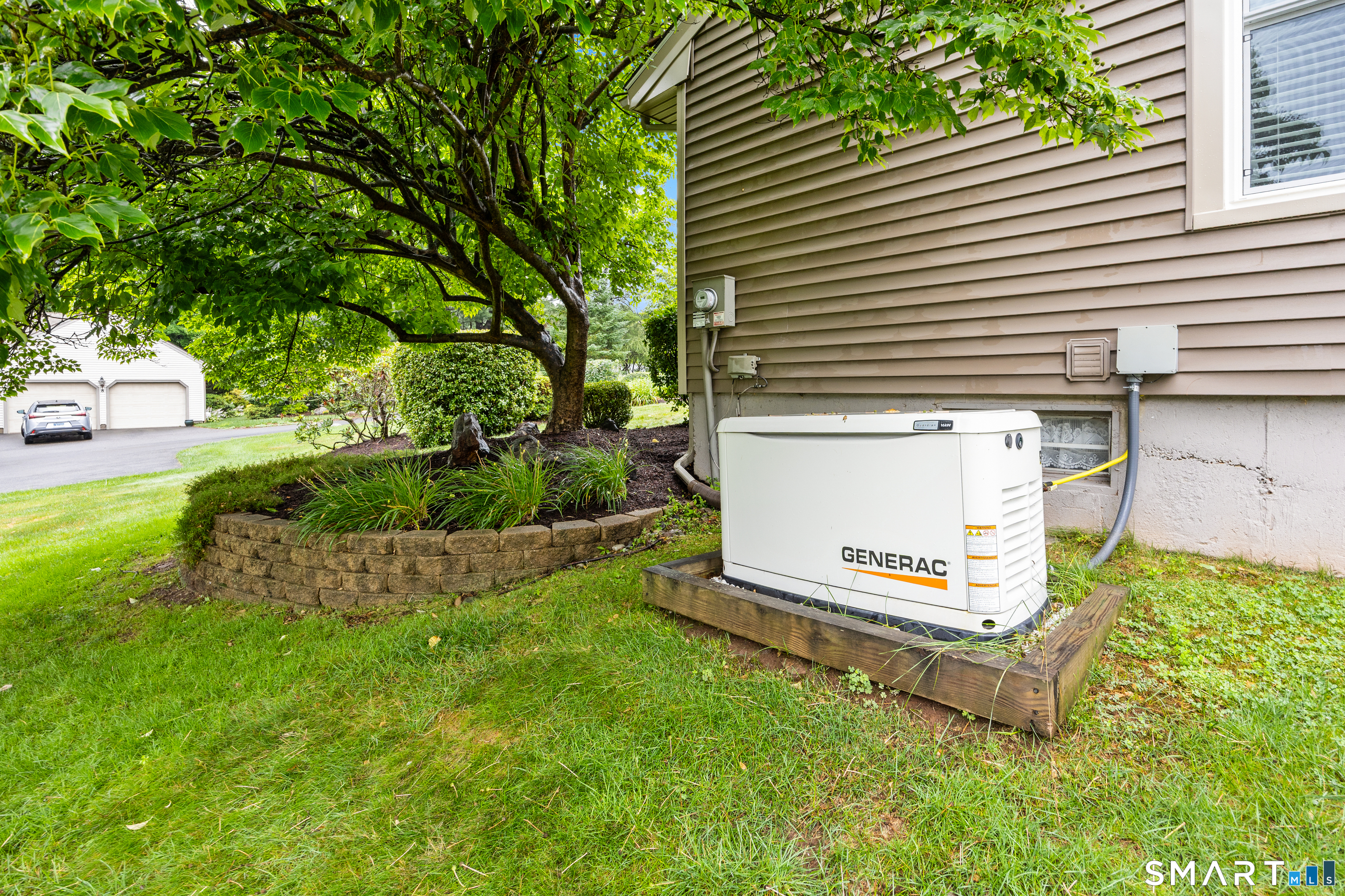 2 Saxon Woods Court Cheshire CT 06410