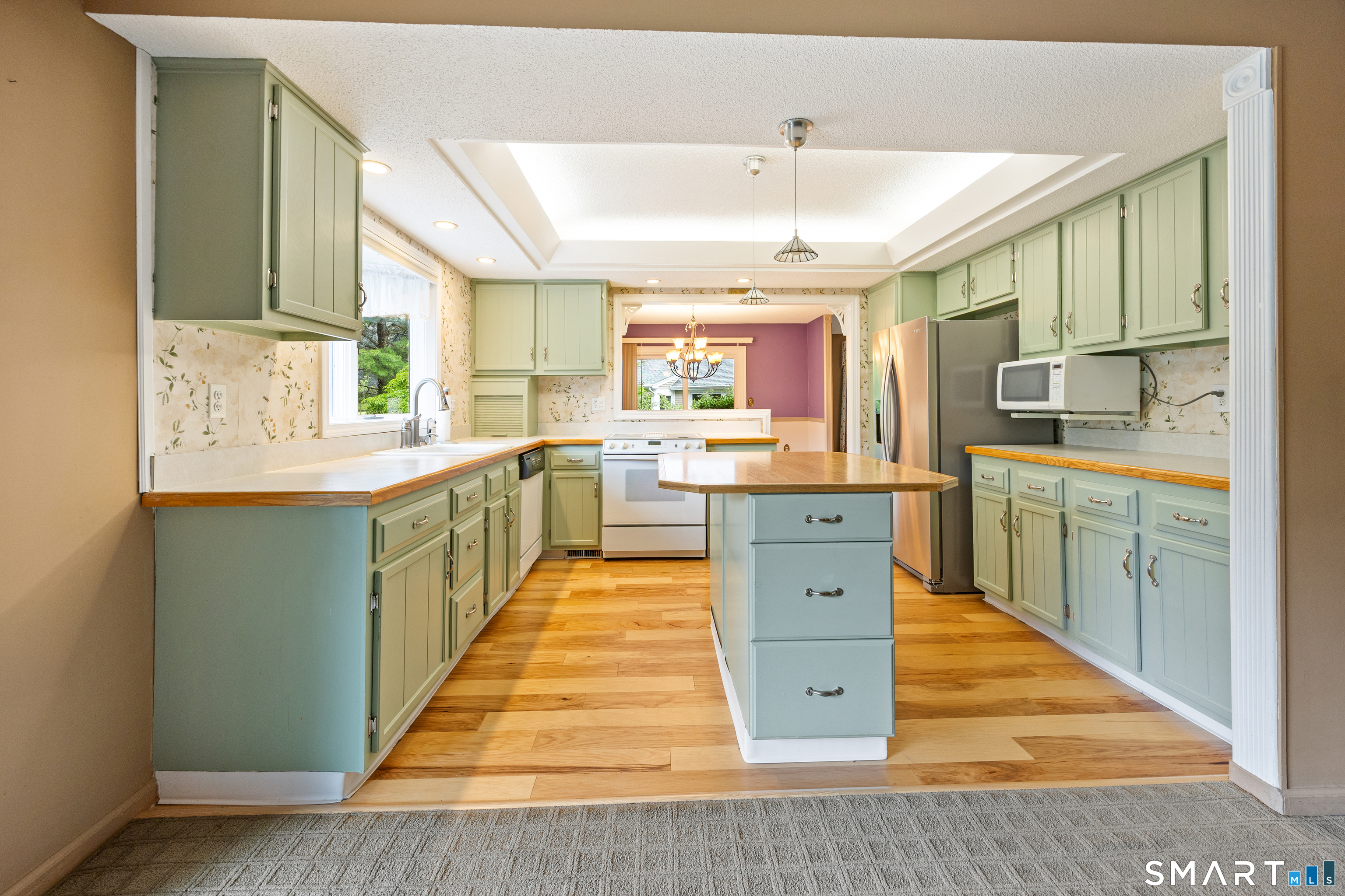 2 Saxon Woods Court Cheshire CT 06410