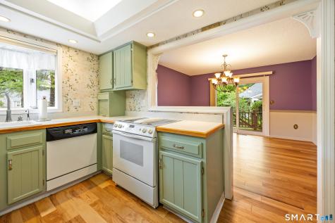 2 Saxon Woods Court Cheshire CT 06410