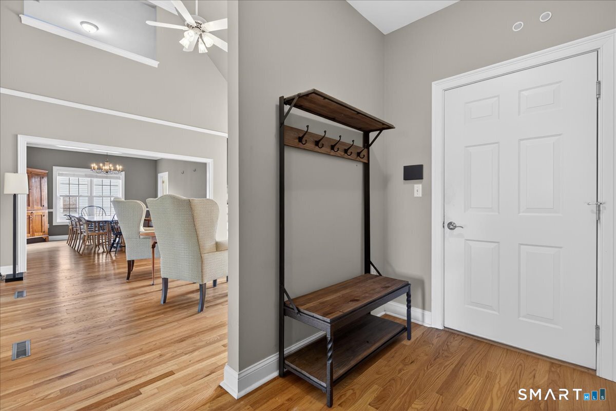 9 Balsam Ridge Circle Wallingford CT 06492