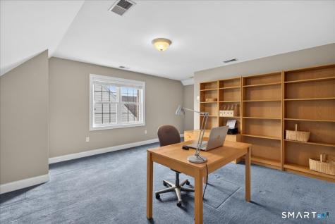 9 Balsam Ridge Circle Wallingford CT 06492