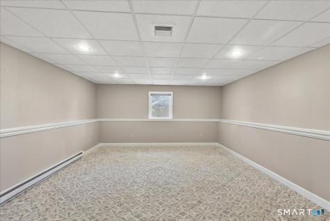 9 Balsam Ridge Circle Wallingford CT 06492