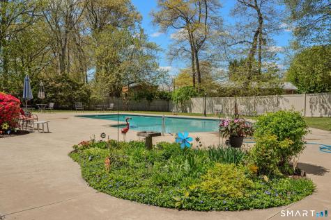 65 Westridge Road New London CT 06320