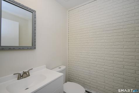 410 Blackstone Village Meriden CT 06450