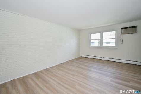 410 Blackstone Village Meriden CT 06450