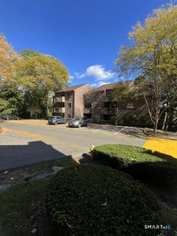 166 Old Brookfield Road Danbury CT 06811