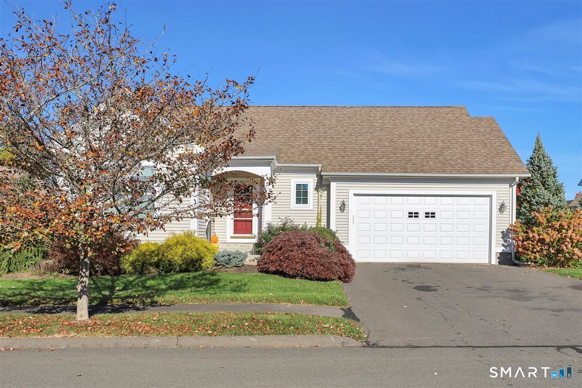 5 Harwood Gardens Cromwell CT 06416
