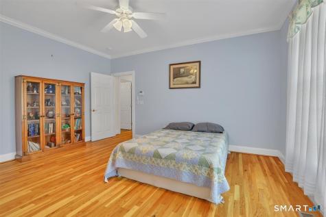 5 Harwood Gardens Cromwell CT 06416