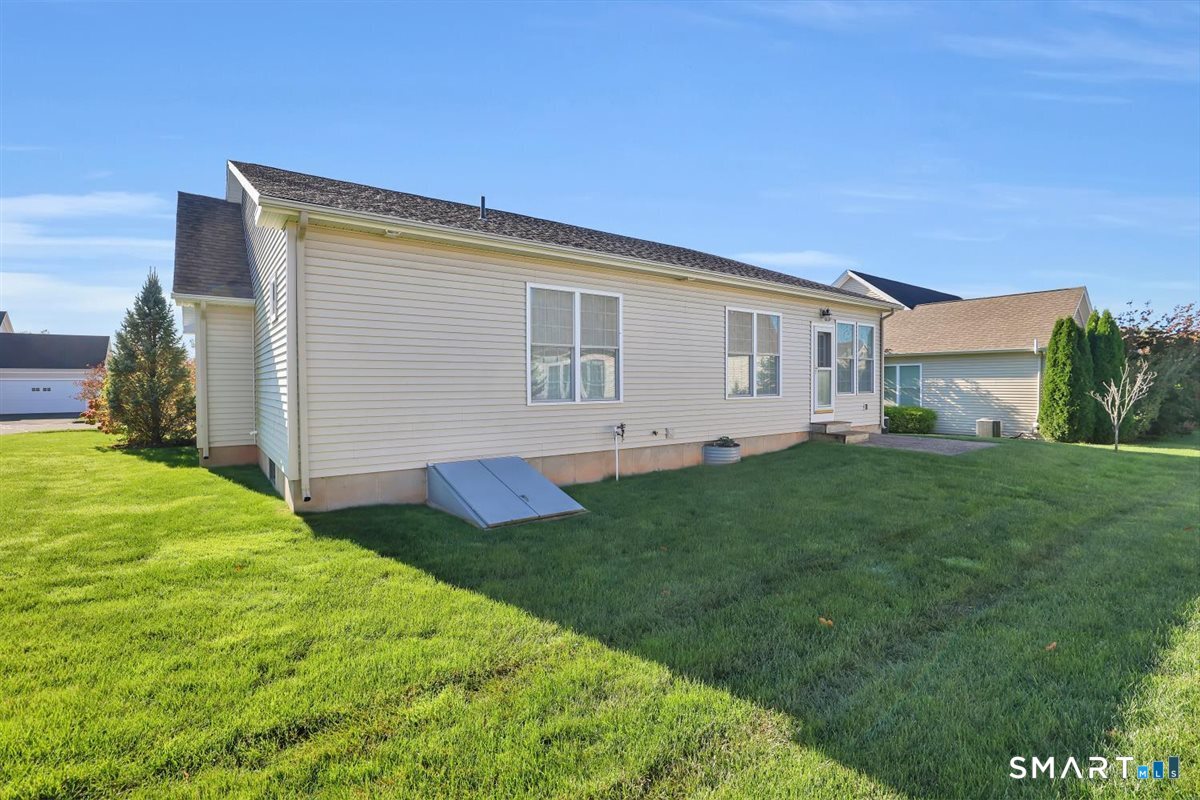 5 Harwood Gardens Cromwell CT 06416