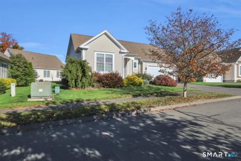 5 Harwood Gardens Cromwell CT 06416