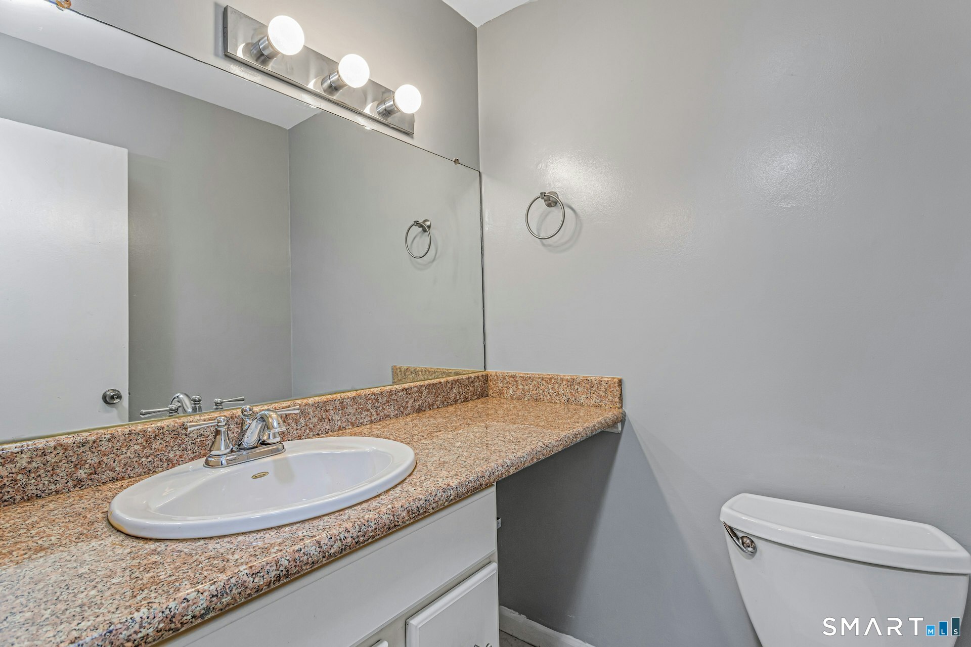 333 Vincellette Street Bridgeport CT 06606