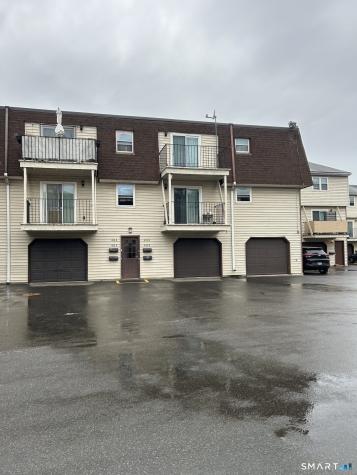 403 Blackstone Village Meriden CT 06450