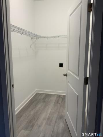 37 Shingle Hill Road West Haven CT 06516