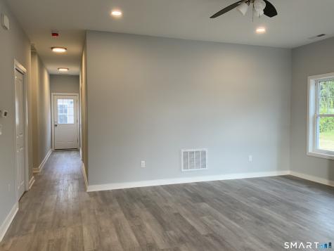 37 Shingle Hill Road West Haven CT 06516