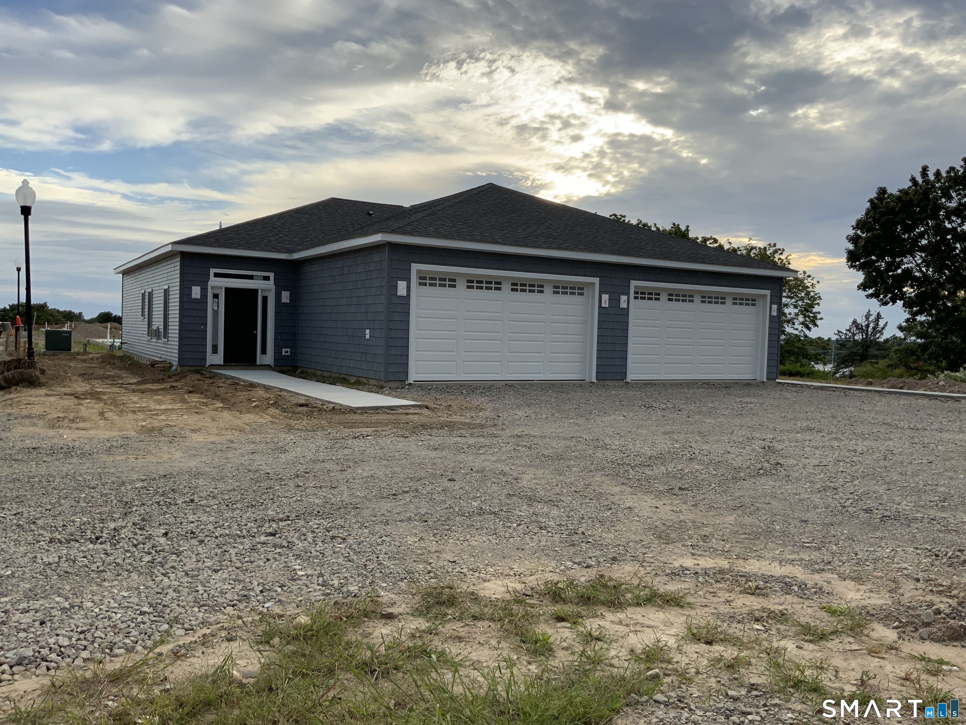 37 Shingle Hill Road West Haven CT 06516
