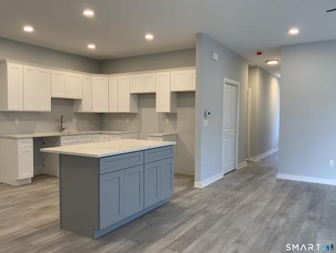 37 Shingle Hill Road West Haven CT 06516