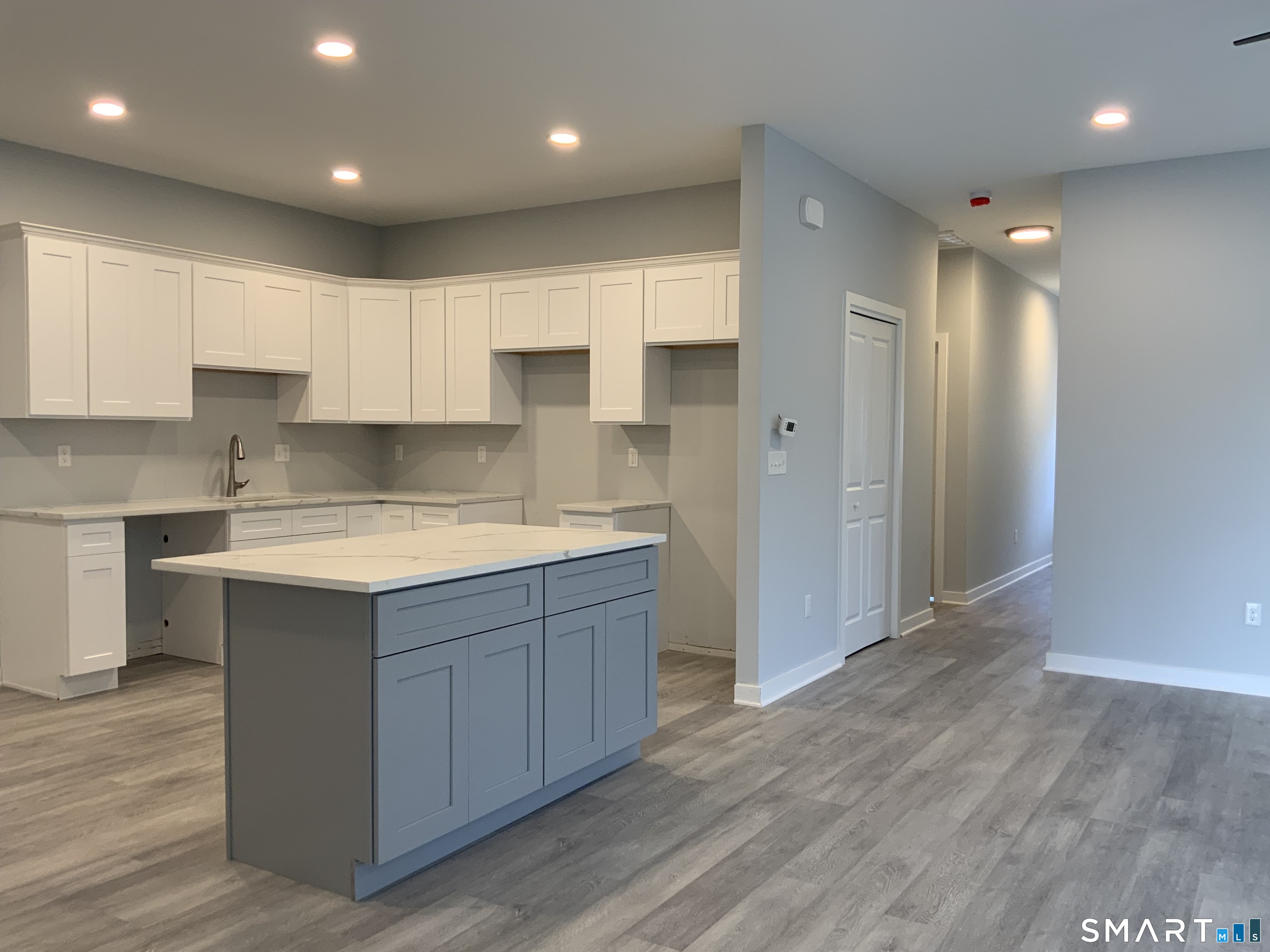 37 Shingle Hill Road West Haven CT 06516