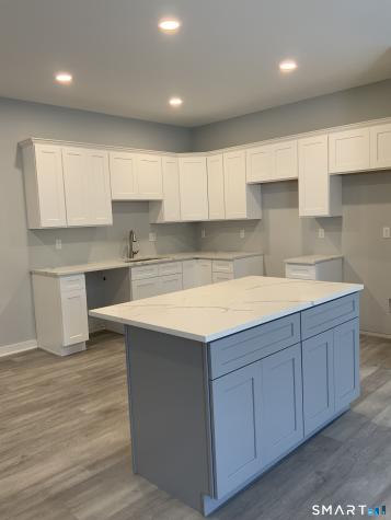37 Shingle Hill Road West Haven CT 06516