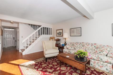 2 South Meadows Woodbury CT 06798