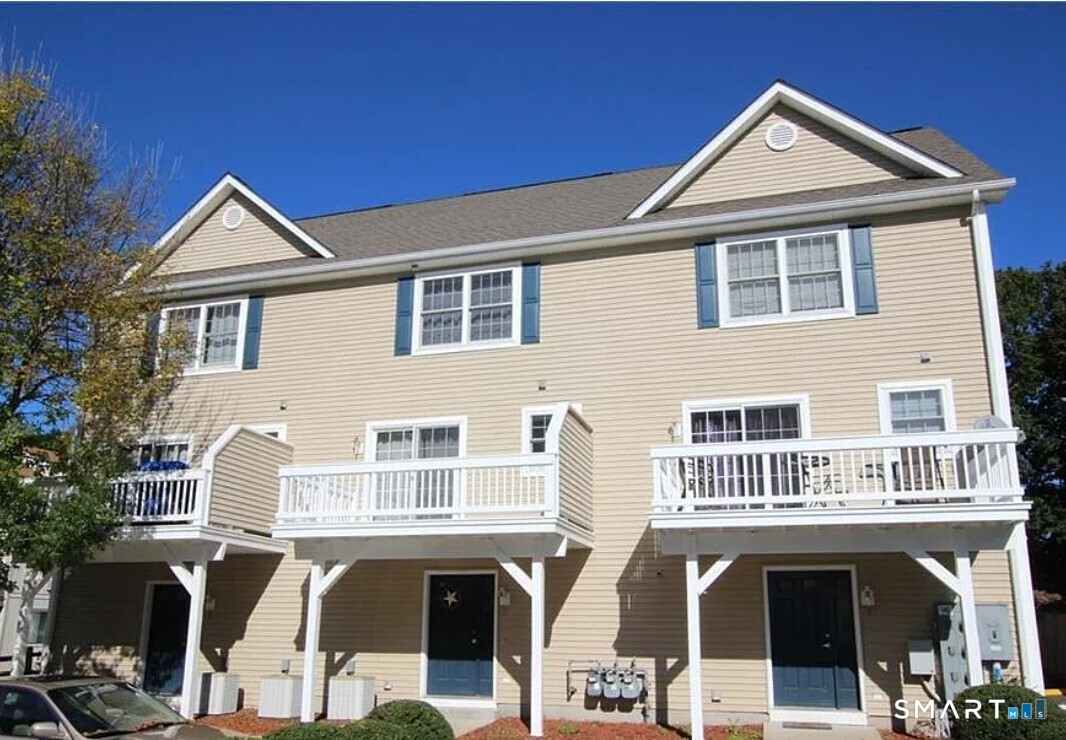 29 Town Hill Avenue Danbury CT 06810